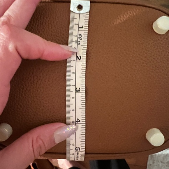 Handbag - Picture 10 of 12